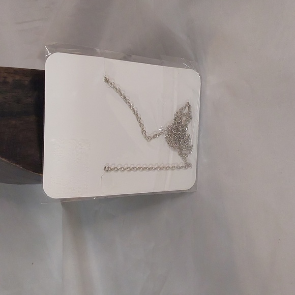 GENUINE CHALCEDONY STONE PENDANT NECKLACE - Picture 3 of 3